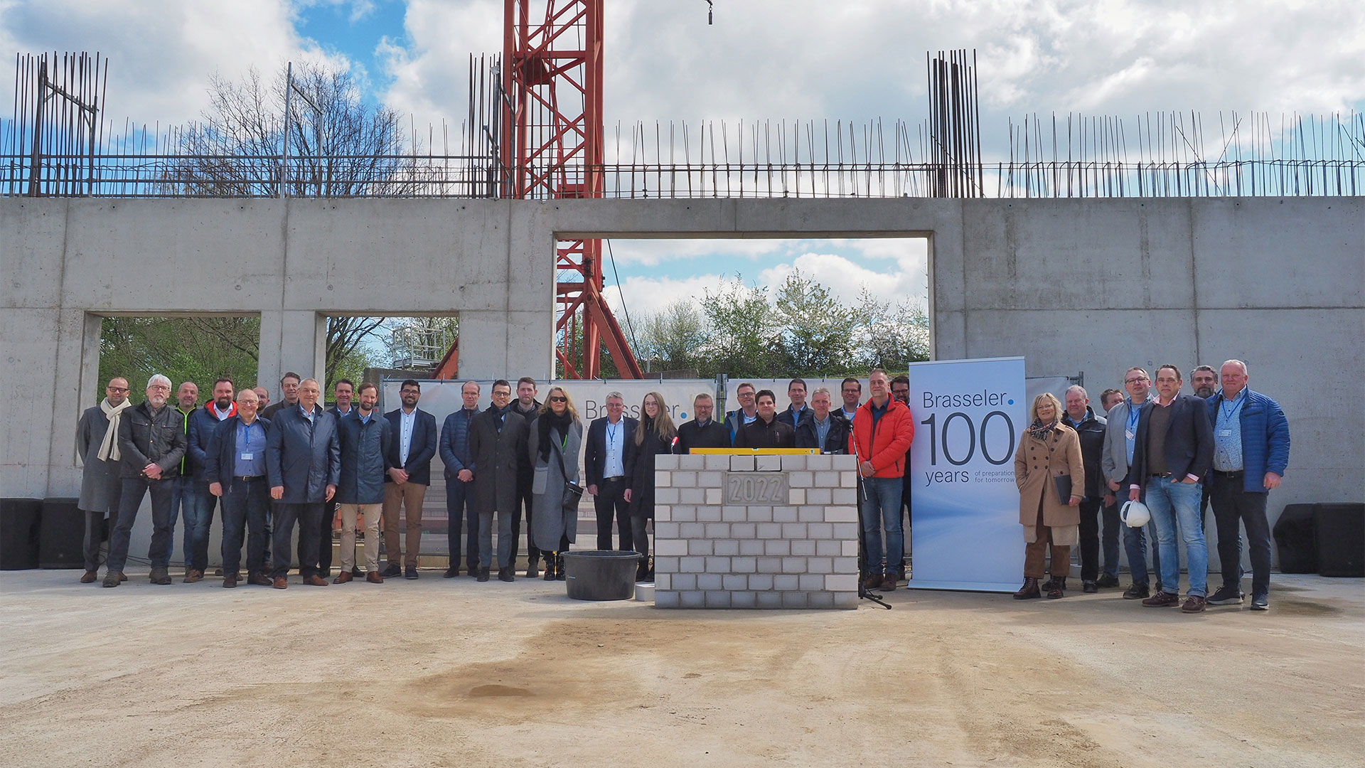 Ceremonial laying of the foundation stone: Expansion of the Brasseler headquarters in Lemgo